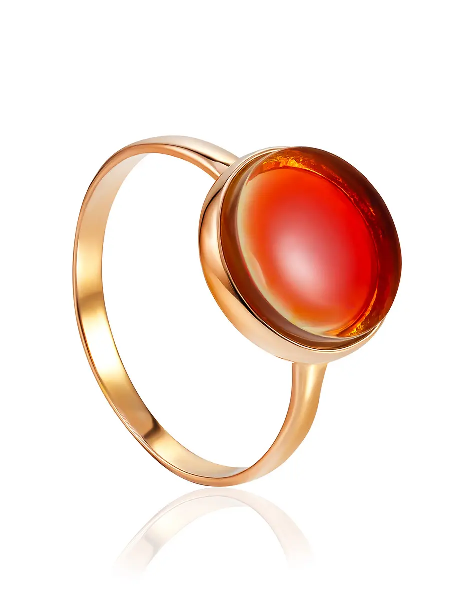 картинка Яркое стильное кольцо в лаконичном дизайне «Фурор» с красным янтарём в онлайн магазине