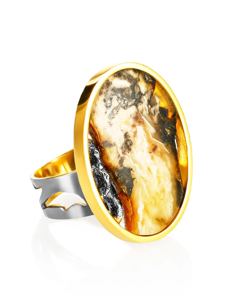 картинка Яркое кольцо овальной формы из янтаря «Модерн» в онлайн магазине