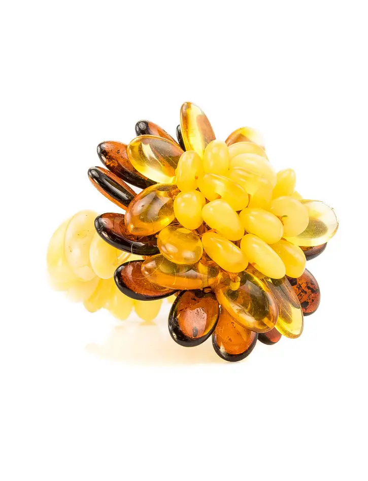картинка Плетёное кольцо «Янтарный цветок» из медового, лимонного и вишнёвого янтаря в онлайн магазине