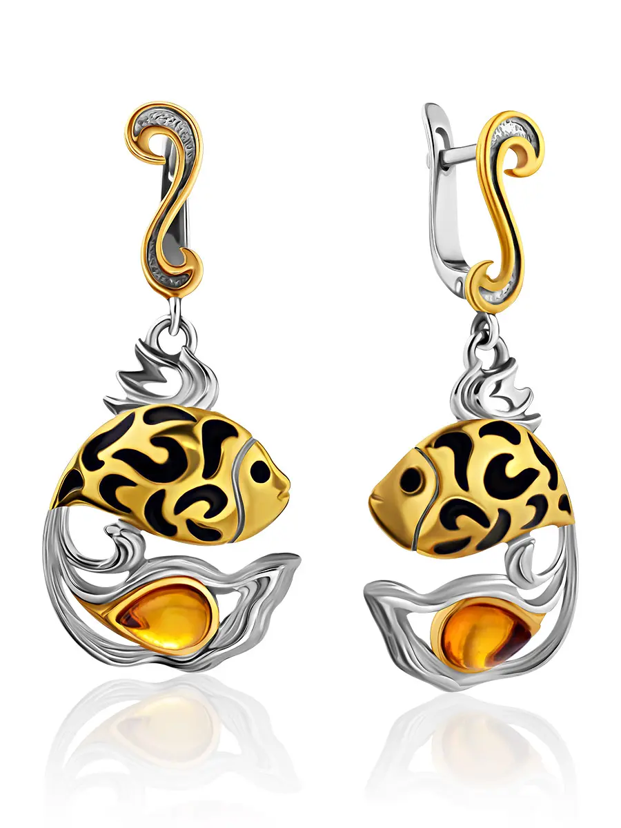 картинка Эффектные серьги с эмалью и золочением, украшенные натуральным янтарём «Рыбка» в онлайн магазине