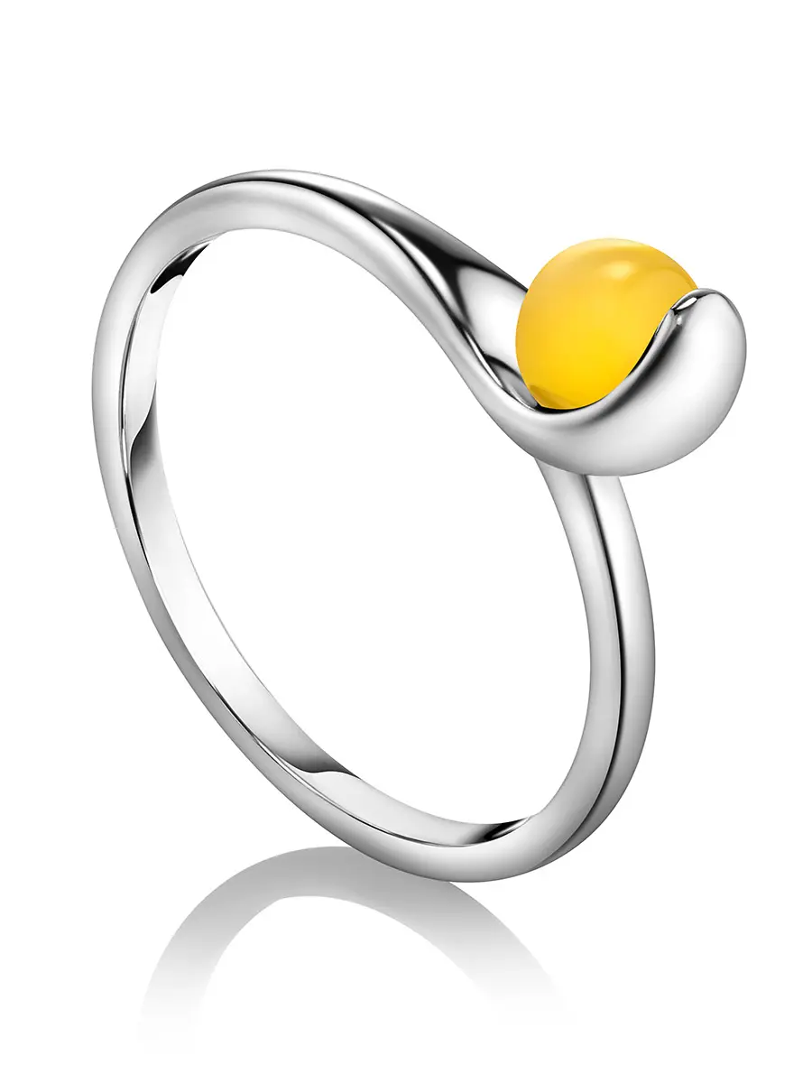 картинка Нежное лёгкое кольцо с медовым янтарём «Лея» в онлайн магазине