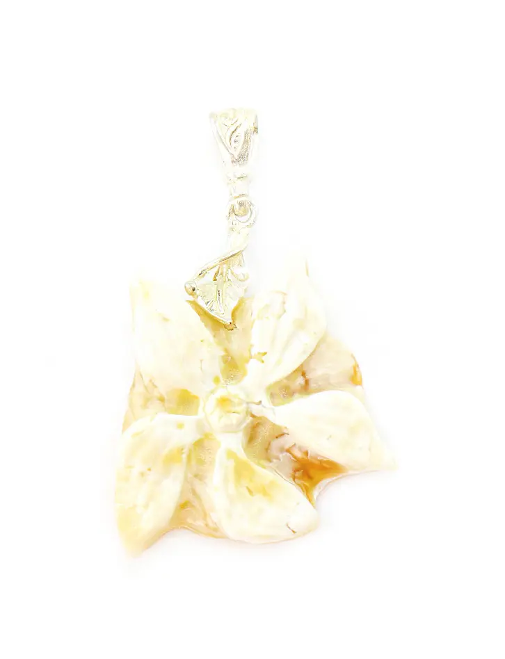 картинка Подвеска-резьба из натурального белого янтаря  «Цветок в камне» 34х8 мм в онлайн магазине