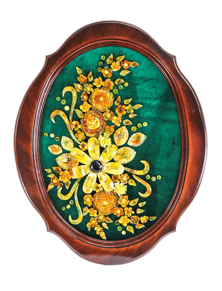 картинка Панно из натурального янтаря на тёмно-зелёном бархате «Весна» 55 х 44 см в онлайн магазине
