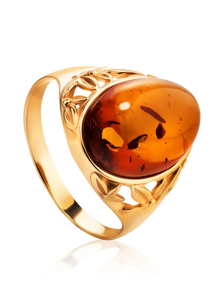 картинка Элегантное кольцо из серебра с позолотой, украшенное янтарём «Кармен» в онлайн магазине