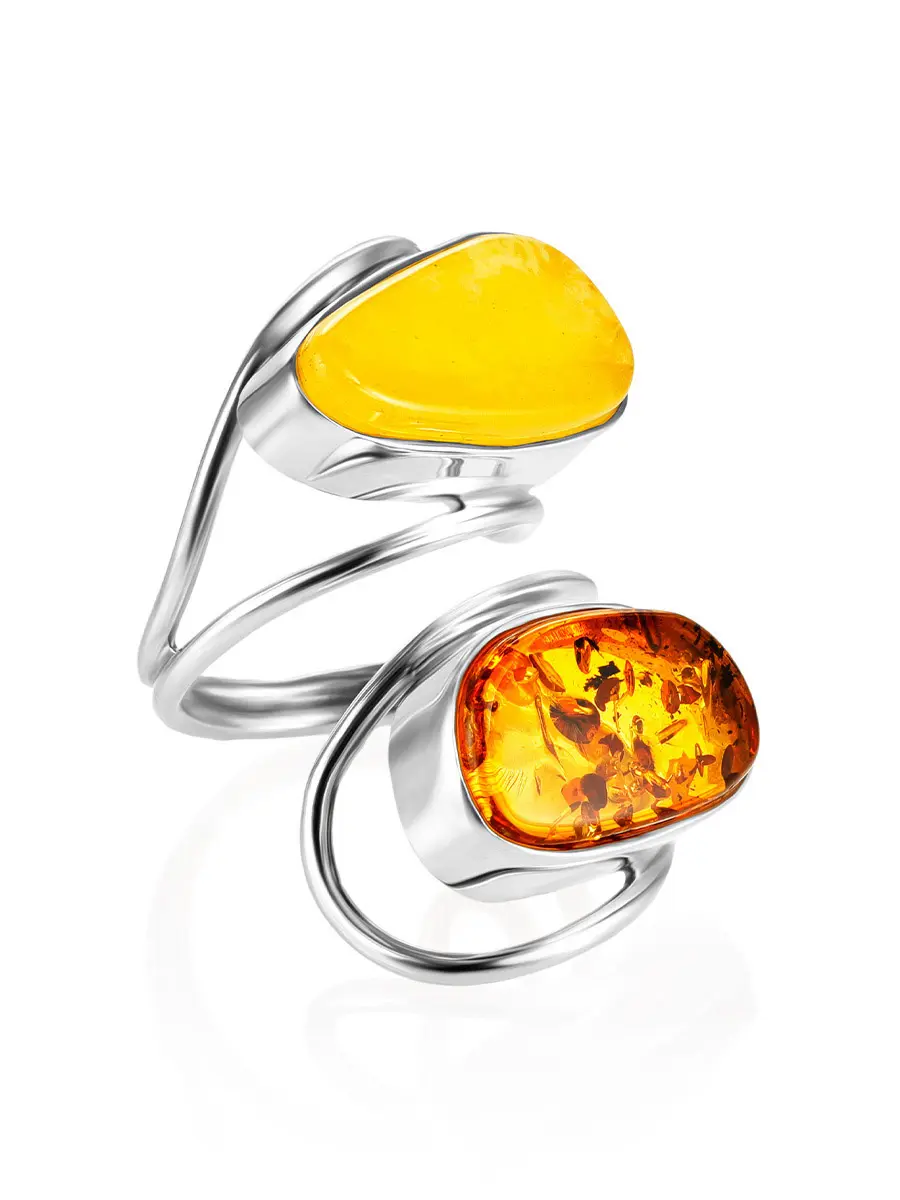 картинка Крупное кольцо Bella Terra с янтарём двух оттенков в онлайн магазине