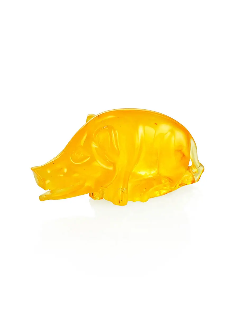 картинка Резная фигурка из натурального медового янтаря «Кабан» в онлайн магазине