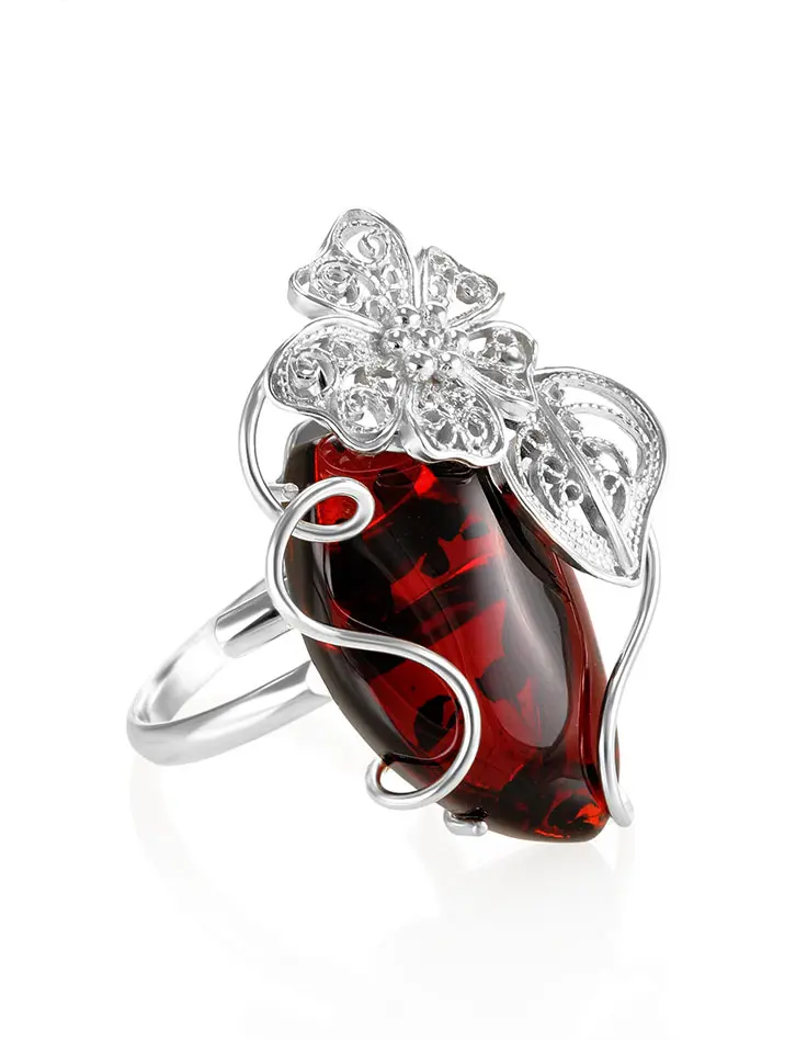 картинка Нарядное кольцо со вставкой из натурального вишнёвого янтаря «Филигрань» в онлайн магазине