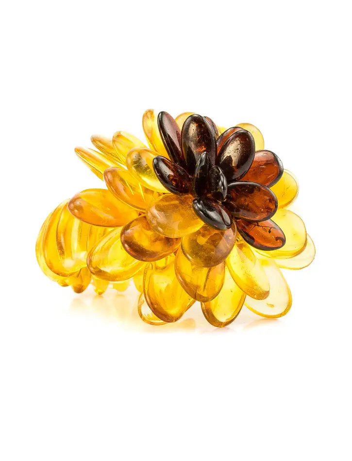 картинка Крупное плетёное кольцо «Янтарный цветок» из лимонного и вишнёвого янтаря в онлайн магазине