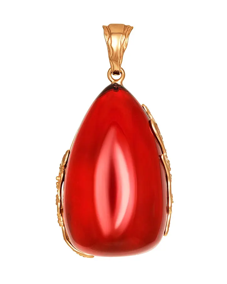 картинка Крупный объёмный кулон из янтаря насыщенного красного цвета в золочённой оправе «Версаль» в онлайн магазине