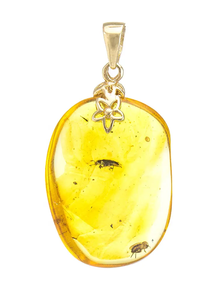 картинка Кулон из цельного кусочка натурального лимонного янтаря с инклюзом в золоте в онлайн магазине