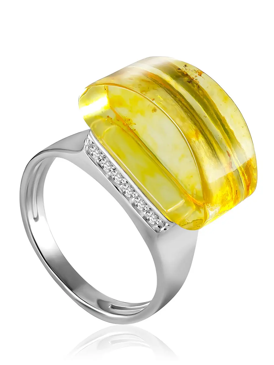 картинка Оригинальное кольцо украшенное фианитами и натуральным лимонным янтарём «Деспина» в онлайн магазине
