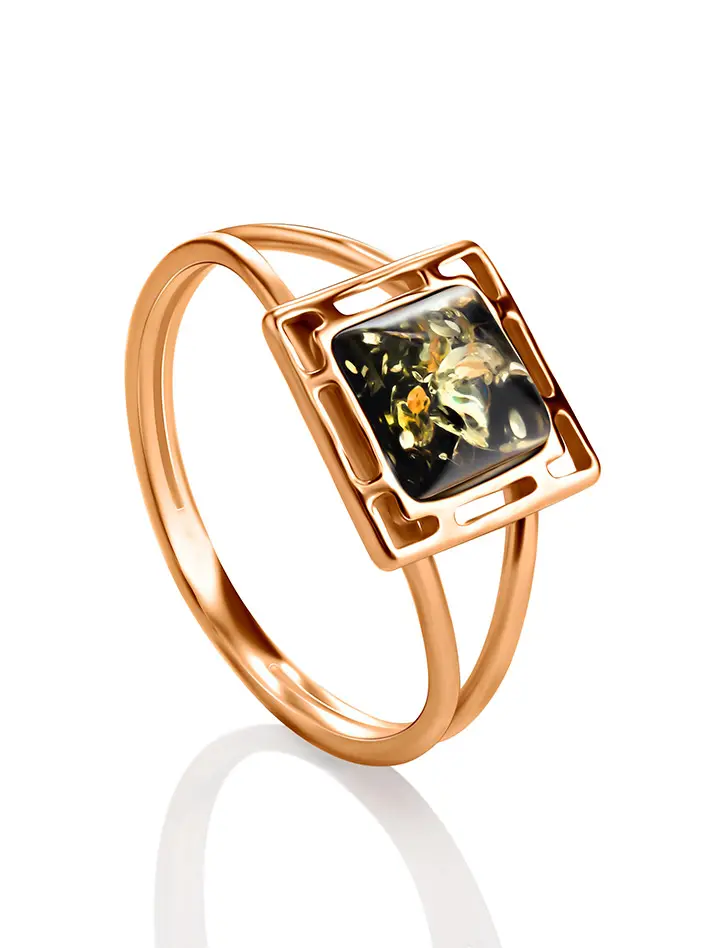 картинка Лёгкое изящное кольцо из позолоченного серебра и зелёного янтаря «Итака» в онлайн магазине