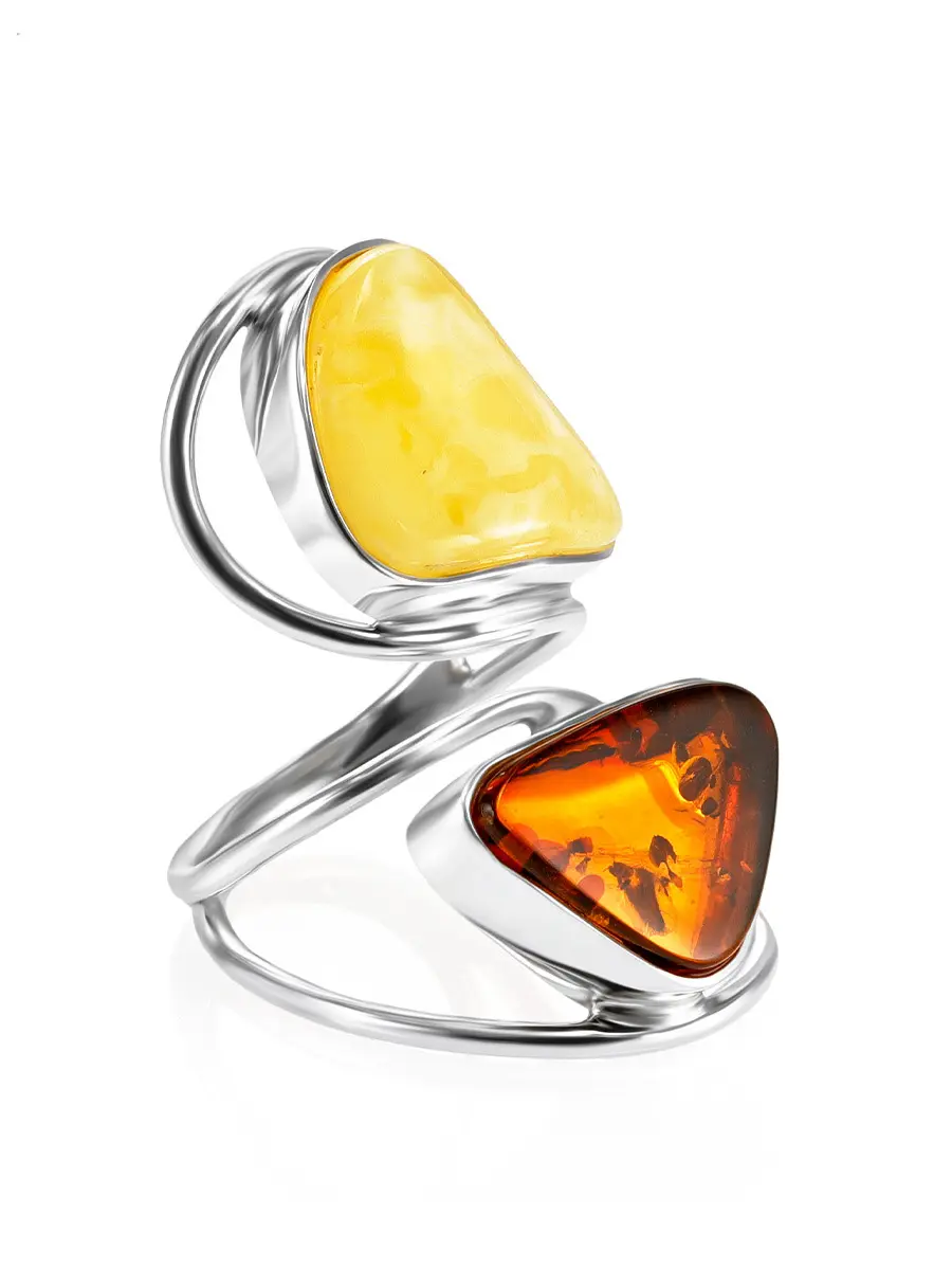 картинка Стильное яркое кольцо Bella Terra из серебра и натурального янтаря в онлайн магазине