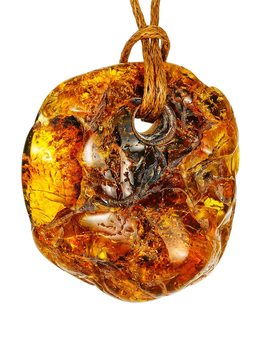 картинка Кулон из натурального балтийского янтаря природной формы в онлайн магазине