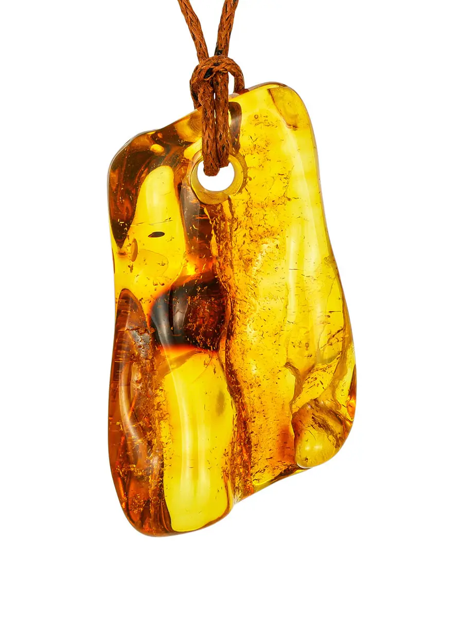 картинка Янтарная подвеска уникальной природной формы в онлайн магазине