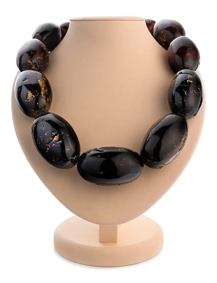 картинка Великолепные объёмные бусы из формованного янтаря «Слива крупная чёрная» в онлайн магазине