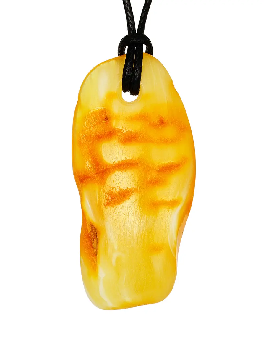 картинка Плоская подвеска из медового янтаря с пейзажной текстурой в онлайн магазине