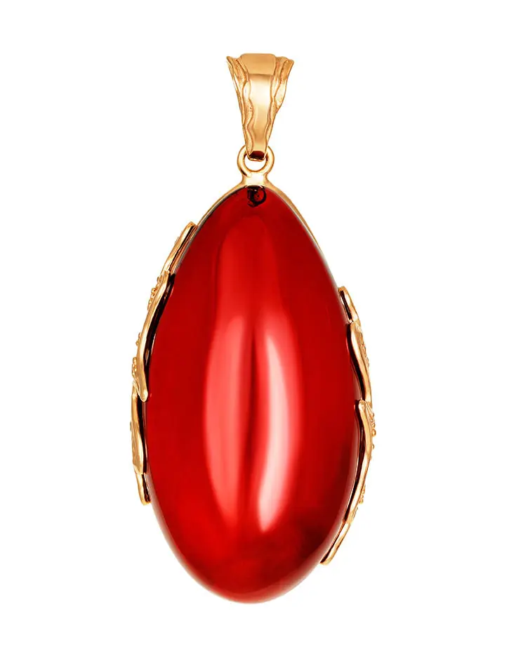 картинка Роскошный кулон из янтаря насыщенного красного цвета в золочённой оправе «Версаль» в онлайн магазине