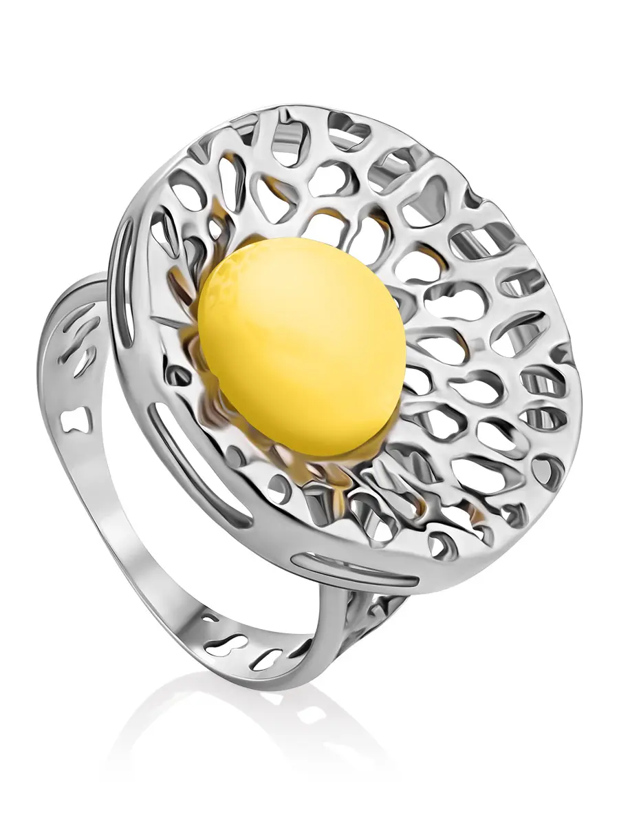 картинка Нежное кольцо с натуральным янтарём медового цвета «Венера» в онлайн магазине