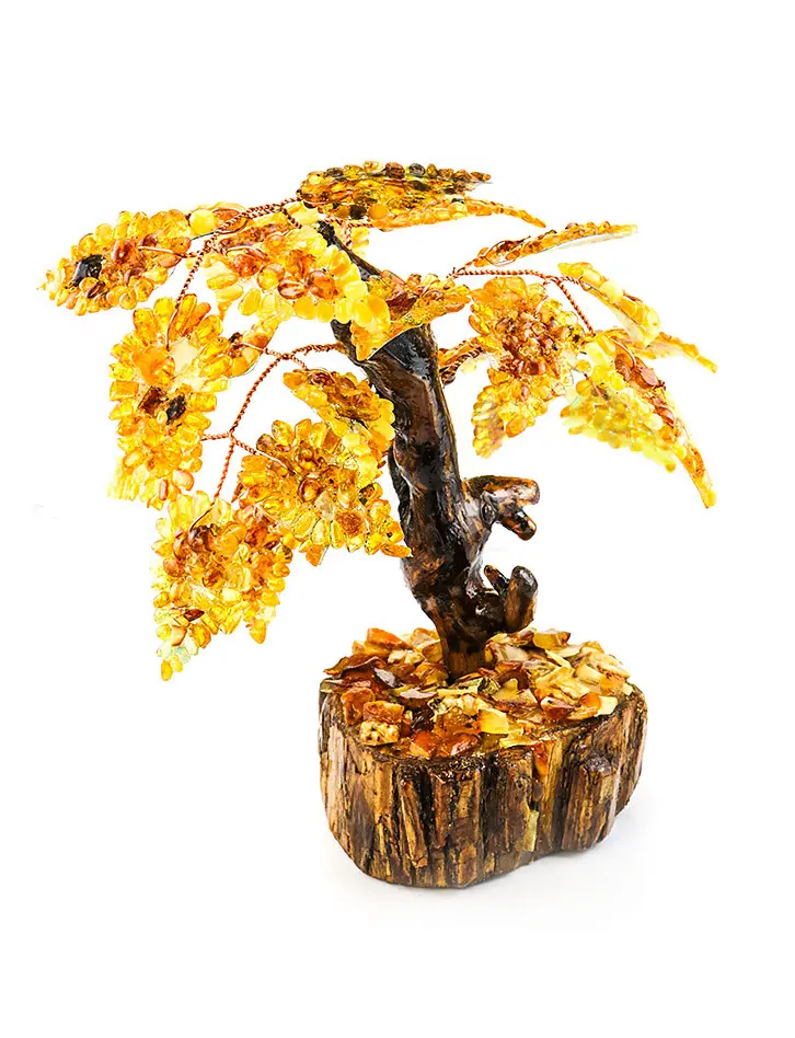 картинка Небольшое дерево с крупными листьями из натурального янтаря золотисто-коньячных оттенков в онлайн магазине