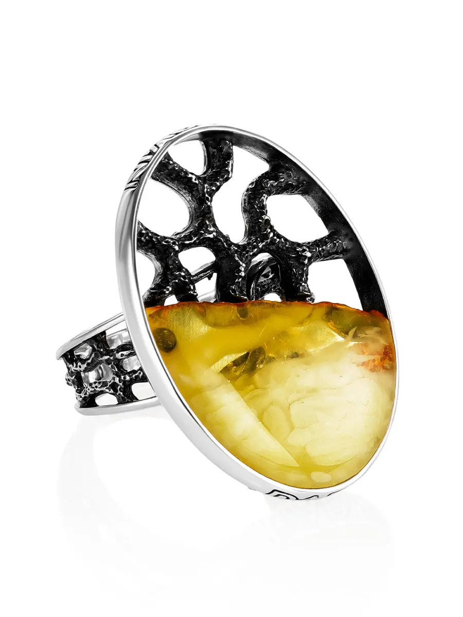 картинка Овальное кольцо «Модерн» со вставкой из медового янтаря в онлайн магазине