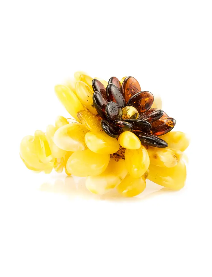 картинка Плетёное янтарное кольцо «Цветок» из медового и вишнёвого янтаря в онлайн магазине
