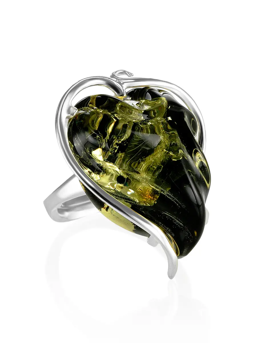 картинка Изысканное кольцо из натурального искрящегося янтаря зеленого цвета в серебряном обрамлении «Риальто» в онлайн магазине