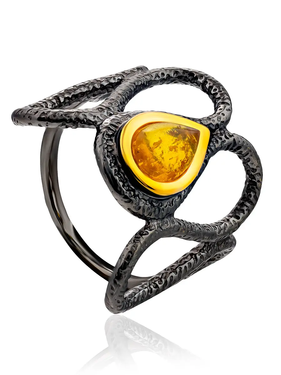 картинка Яркое ажурное кольцо из золотистого янтаря «Змейка» в онлайн магазине