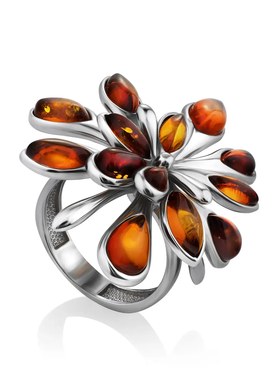 картинка Роскошное объёмное кольцо с коньячным янтарём «Георгина крупная» в онлайн магазине