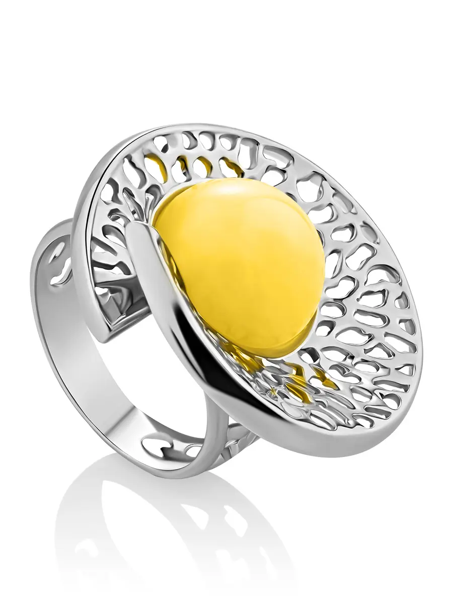 картинка Эффектное кольцо с натуральным янтарём медового цвета «Венера» в онлайн магазине