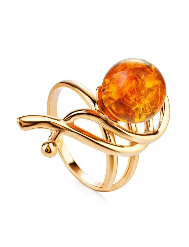 картинка Красивое кольцо «Менуэт» из позолоченного серебра и янтаря коньячного цвета в онлайн магазине