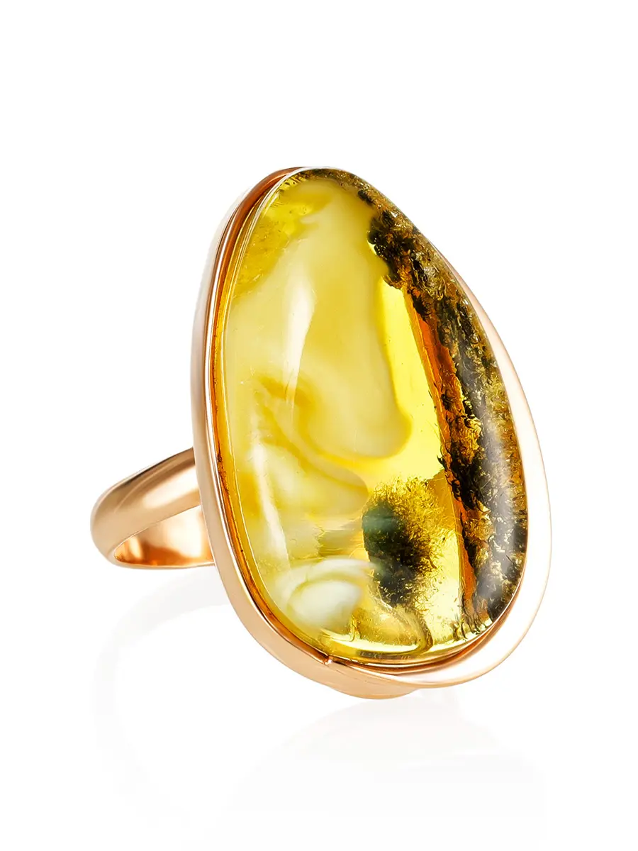 картинка Яркое кольцо «Глянец» с цельным текстурным янтарём в онлайн магазине