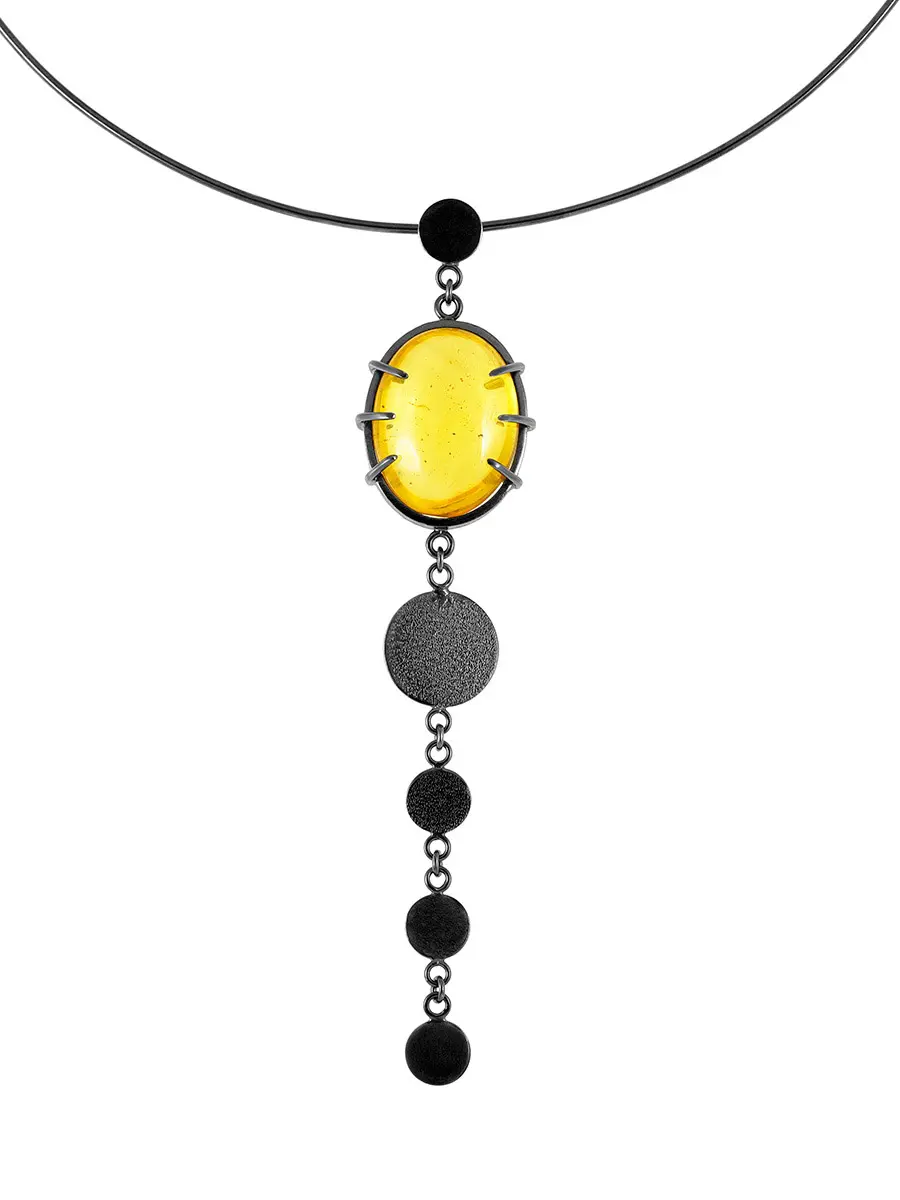 картинка Эффектное оригинальное колье из серебра с длинной подвеской, украшенной янтарём «Канкун» в онлайн магазине