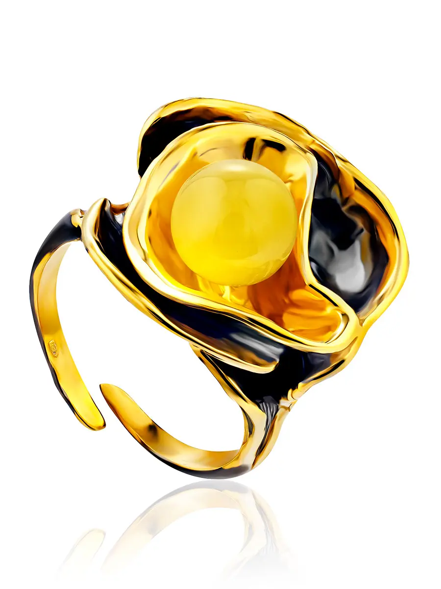 картинка Красивое и оригинальное кольцо из золоченного серебра и янтаря «Турандот» в онлайн магазине