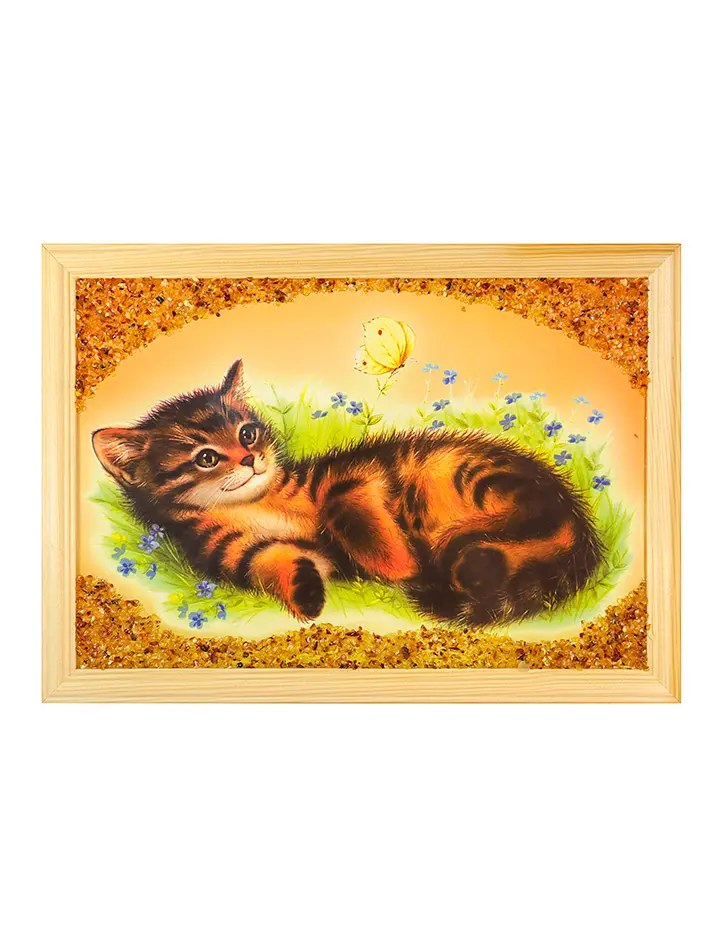 картинка Милое декоративное панно, украшенное натуральным балтийским янтарём «Котёнок и бабочка» 23 (В) х 32 (Ш) в онлайн магазине