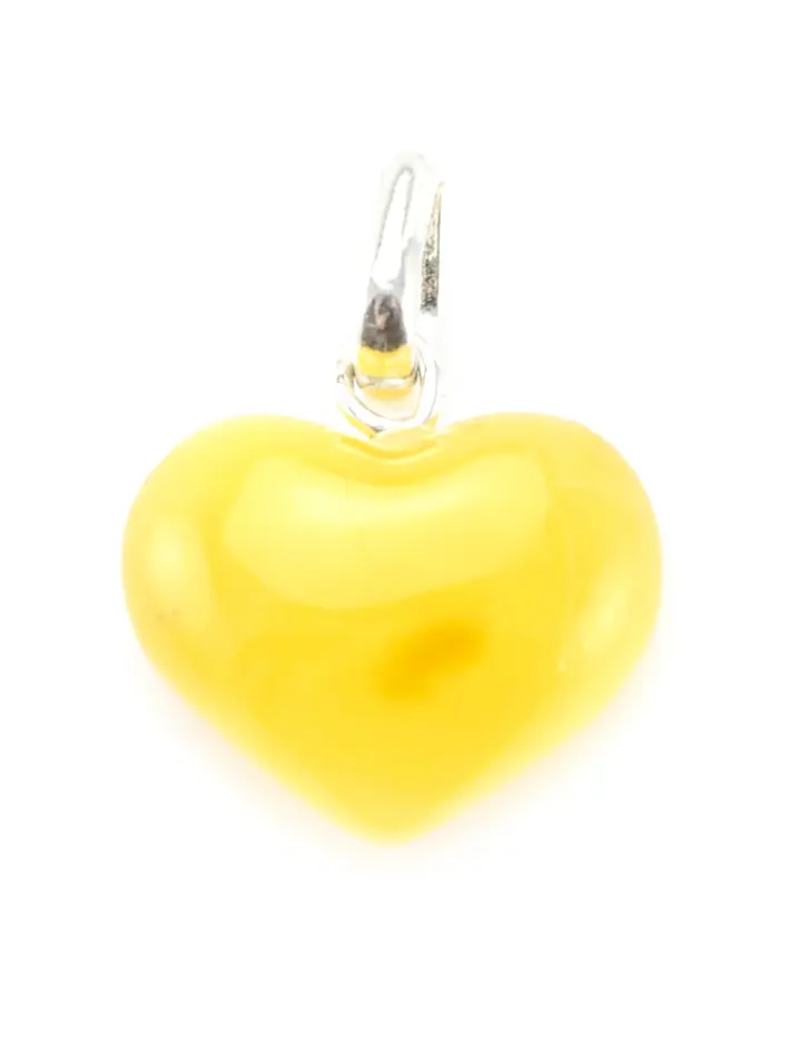 картинка Красивый глянцевый кулон в виде сердца из натурального янтаря в онлайн магазине