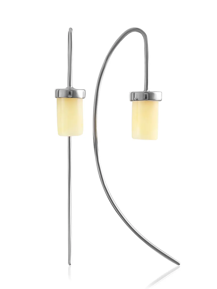 картинка Стильные серьги-крючки с янтарём медового цвета «Скандинавия» в онлайн магазине