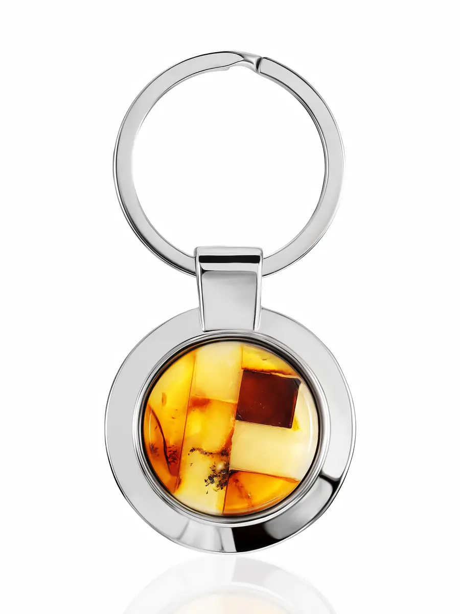 картинка Круглый брелок из натурального балтийского янтаря в металлической оправе в онлайн магазине
