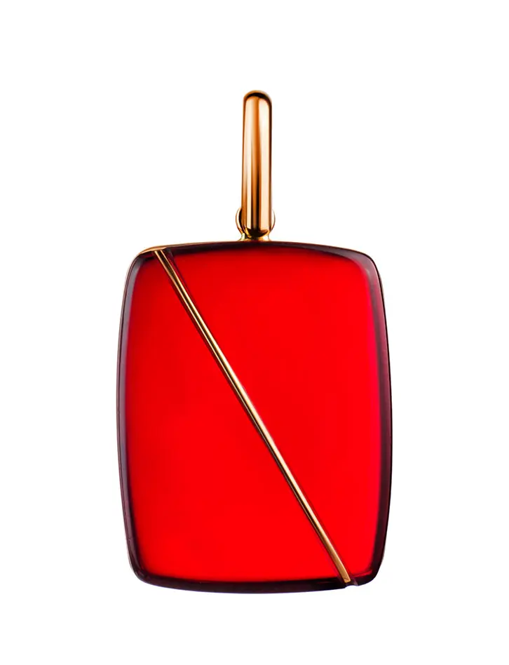 картинка Прямоугольный кулон из золота и необычного ярко-красного янтаря «Сангрил» в онлайн магазине