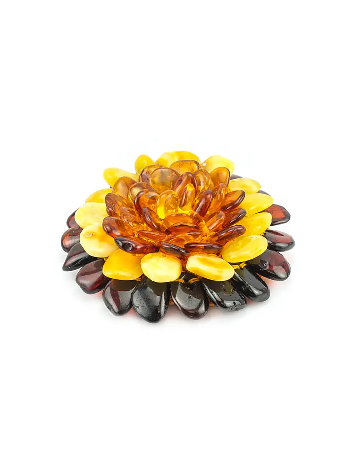 картинка Крупная нарядная брошь из янтаря на текстильной основе «Хризантема» в онлайн магазине