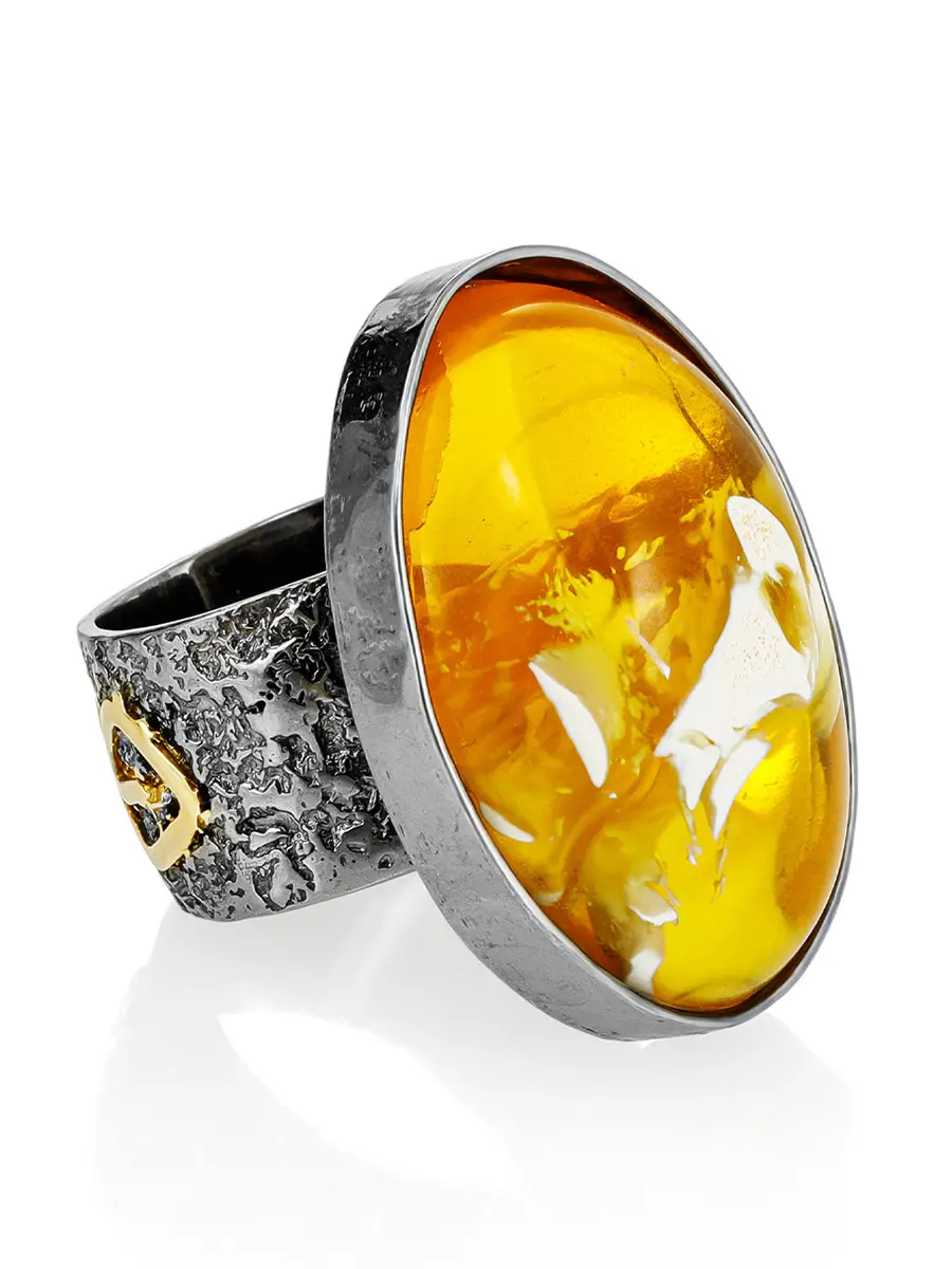 картинка Элегантный перстень с уникальным балтийским янтарём «Апейрон» в онлайн магазине