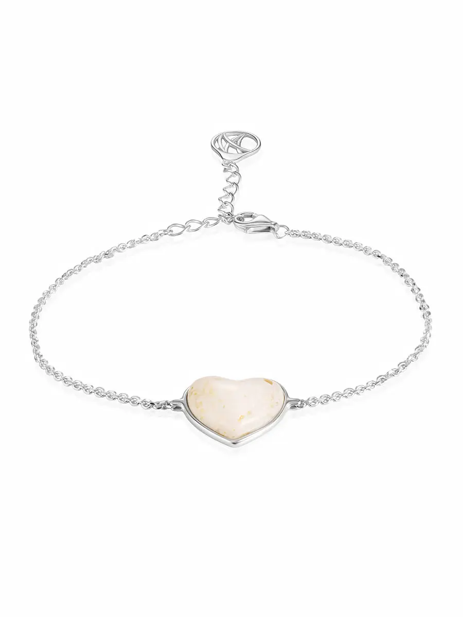 картинка Изящный браслет-цепочка с сердечком из молочного янтаря в онлайн магазине