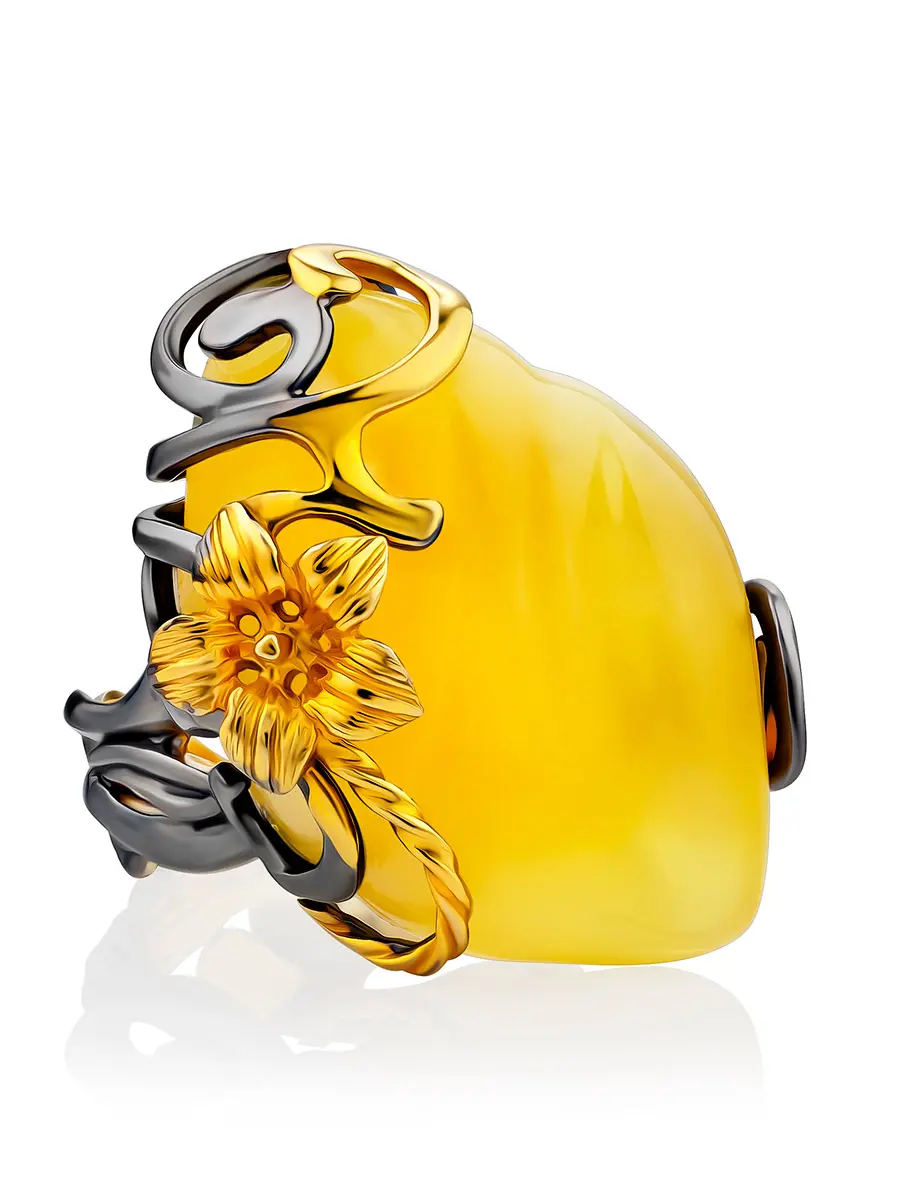 картинка Красивое кольцо из натурального янтаря медового цвета «Версаль» в онлайн магазине