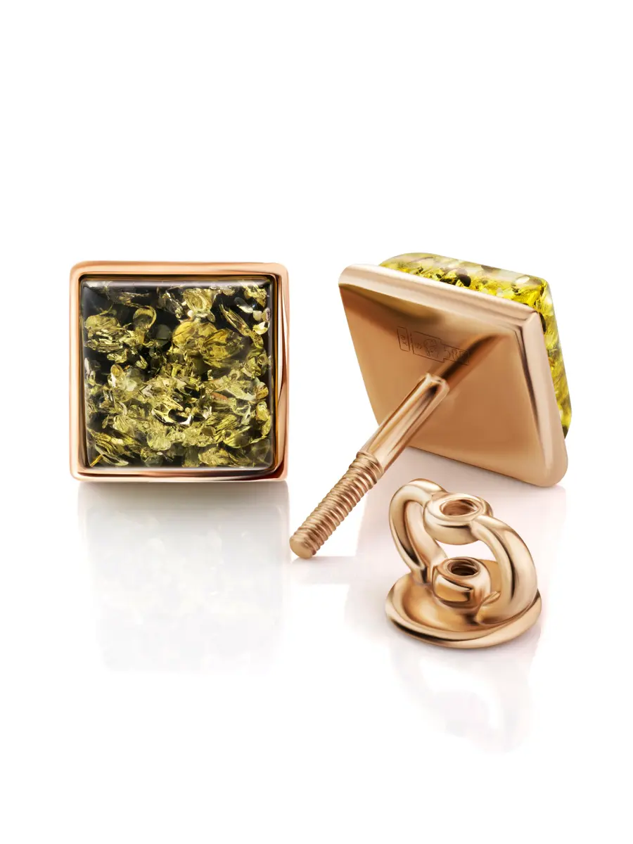 картинка Элегантные серьги-пусеты из золота со вставкой из натурального зелёного янтаря «Квадрат» в онлайн магазине