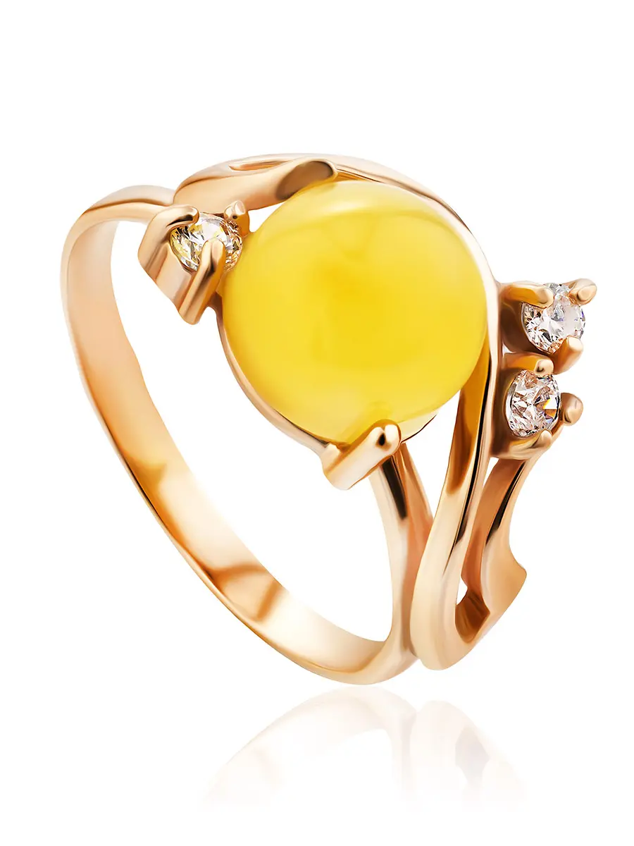 картинка Изящное золотое кольцо с натуральным янтарём и фианитами «Ноктюрн» в онлайн магазине