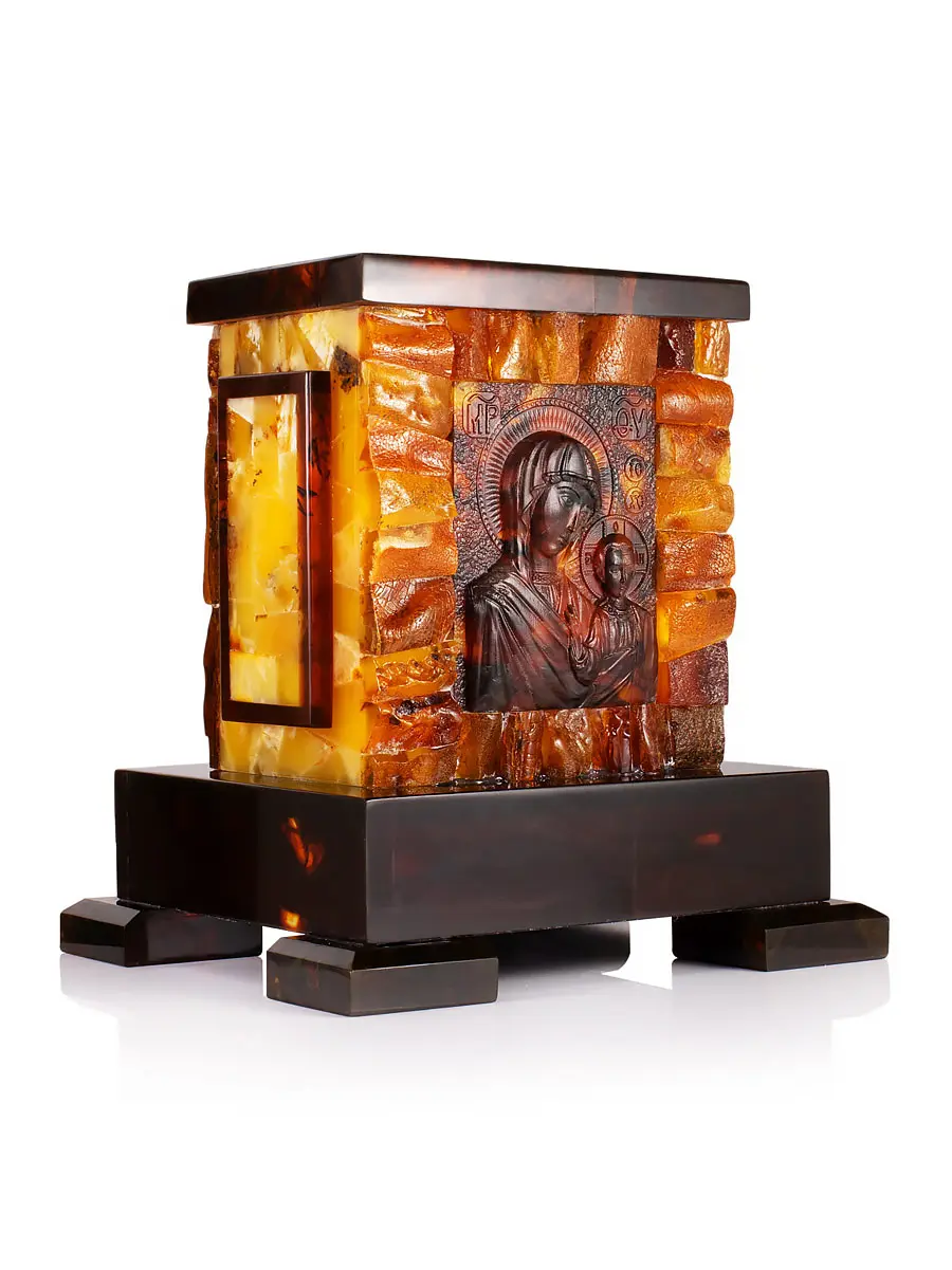 картинка Карандашница из натурального янтаря с резными иконами Николая Чудотворца и Казанской Богоматери в онлайн магазине