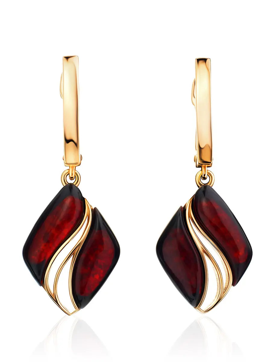 картинка Яркие позолоченные серьги с янтарём вишнёвого цвета «Савой» в онлайн магазине