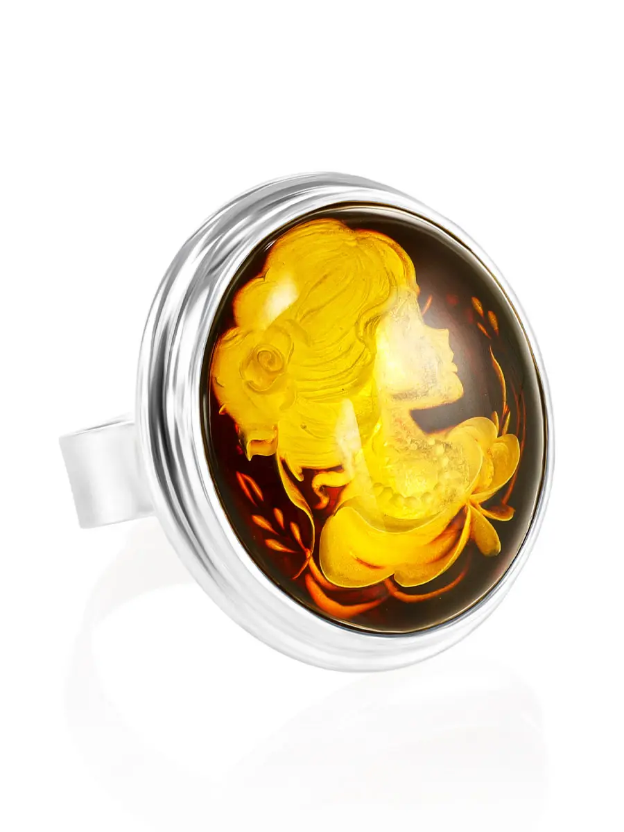 картинка Эффектное кольцо из натурального янтаря с резьбой «Элинор» в онлайн магазине