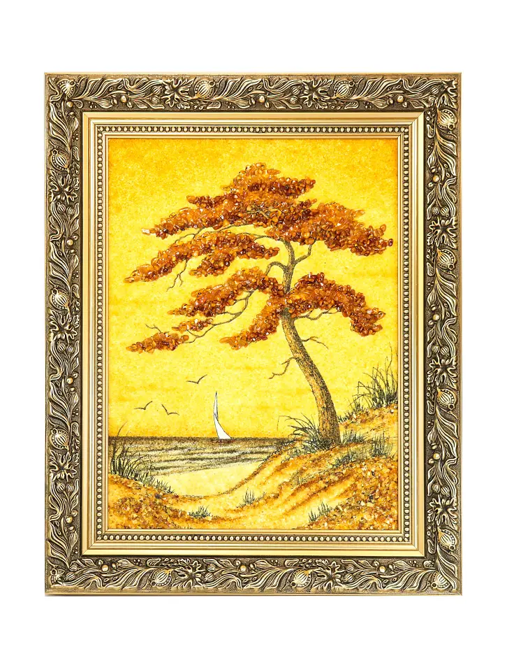 картинка Картина, выложенная натуральным янтарем «Морское» в резной раме в онлайн магазине