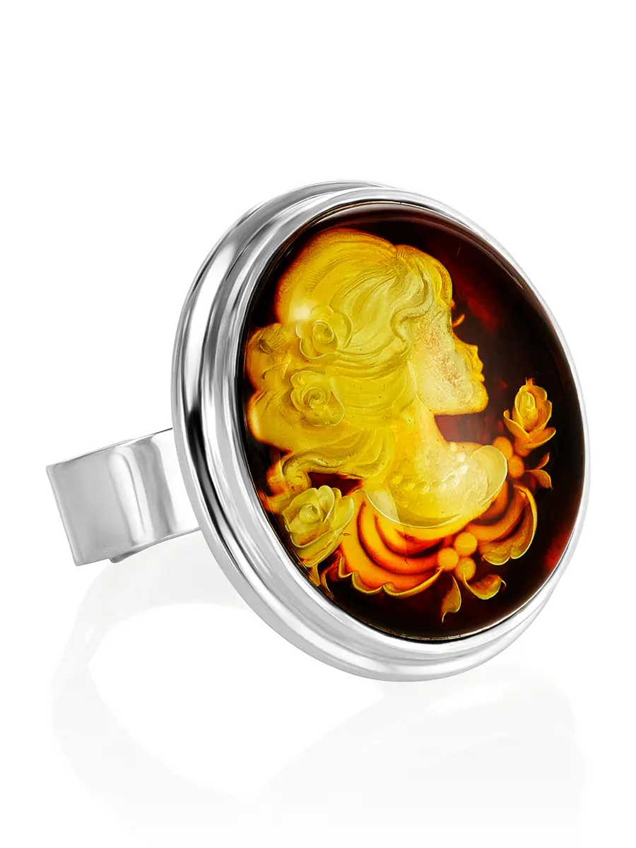 картинка Уникальное кольцо из серебра и янтаря с резьбой-инталией «Элинор» в онлайн магазине